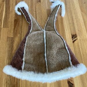 Overland sheepskin/ leather hat NWOT. M